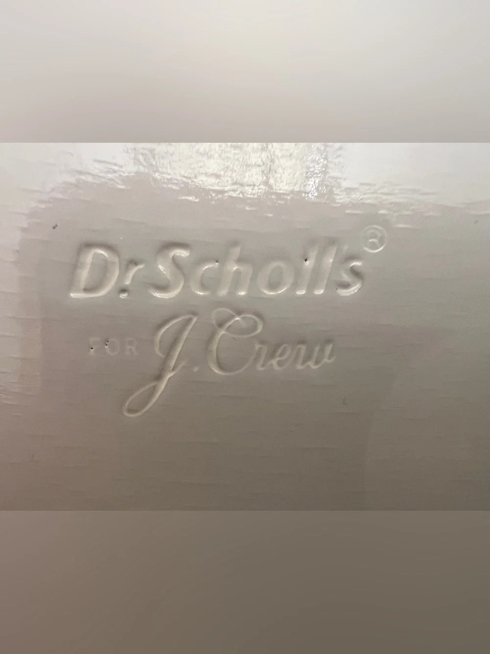 DR. SCHOLL’s white sandals 9